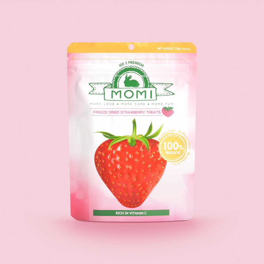 Momi Freeze-Dried Strawberry Treat | Natural Fruit Snack for Rabbits, Guinea Pigs & Small Pets
