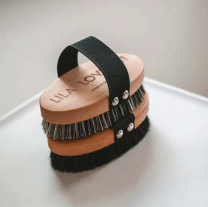 Lila Loves It Vegan Short Hair Brush with Agave Bristles for Dogs and Cats